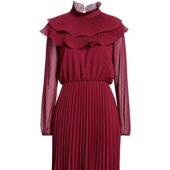 Souvenir new ruffle dress - Picture 1 of 4